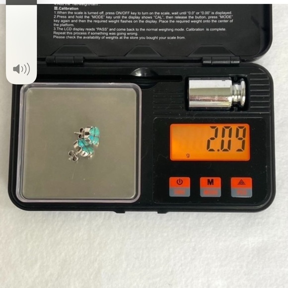 Sterling Silver 925 Dainty Turquoise Inlay Four Leaf Clover Flower Stud Earrings - Picture 14 of 15
